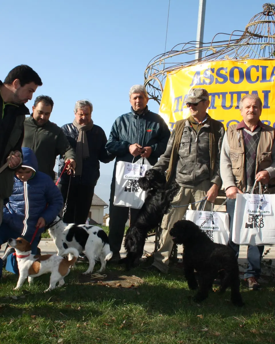 La premiazione della gara dei cani da tartufo